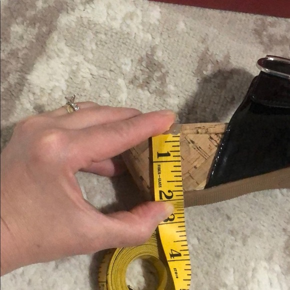 SOLD Impo sandals - Picture 8 of 13